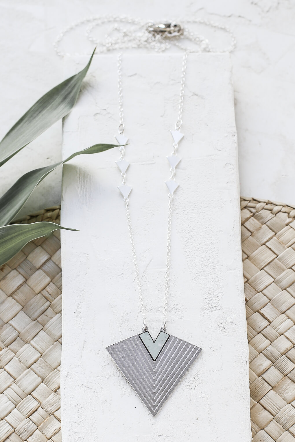 120482-Luande Necklace-11