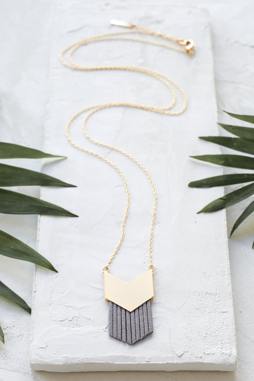 116912-Fringe Necklace-2
