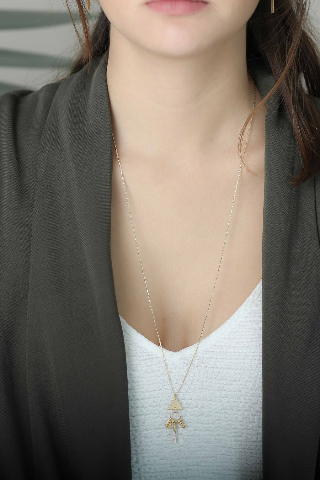 117002-Chameleon Necklace-1