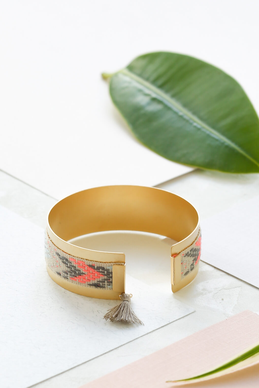 260122-Boa Bracelet (5 of 5)