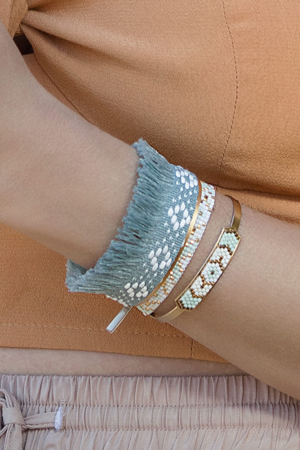 261092-Indie Cuff Bracelet-10
