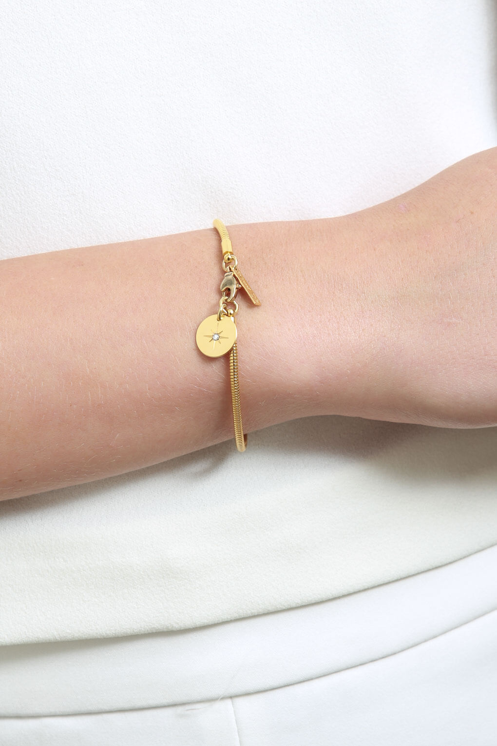 261262-Spark Bracelet-1