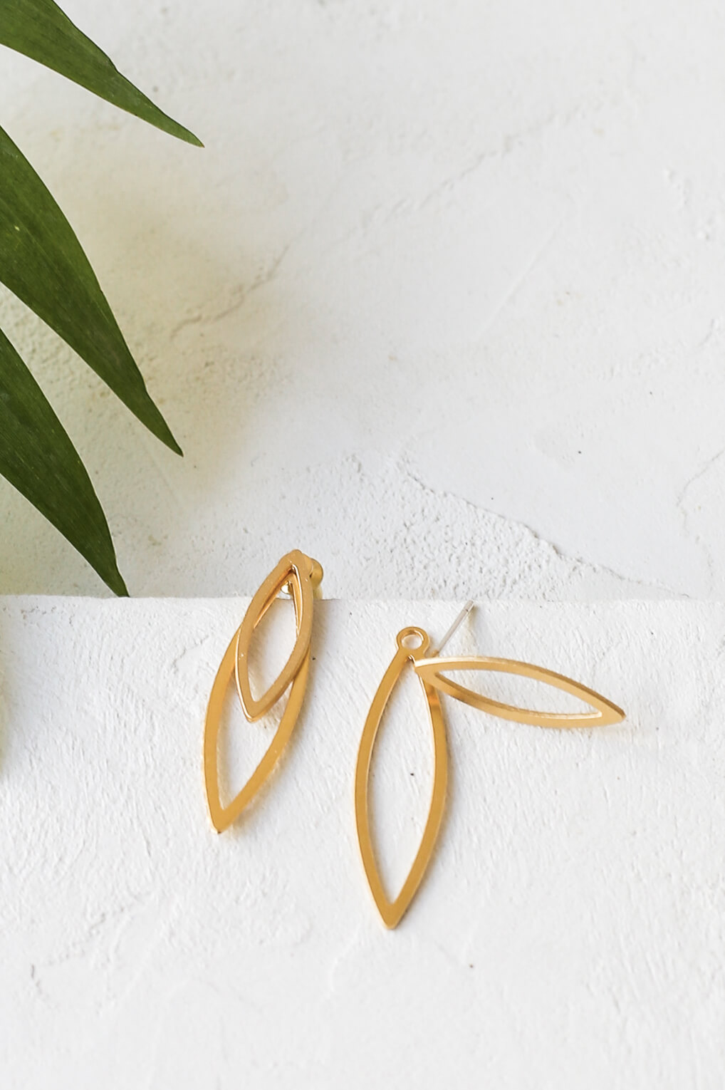 332002-Liana Post Earrings-4