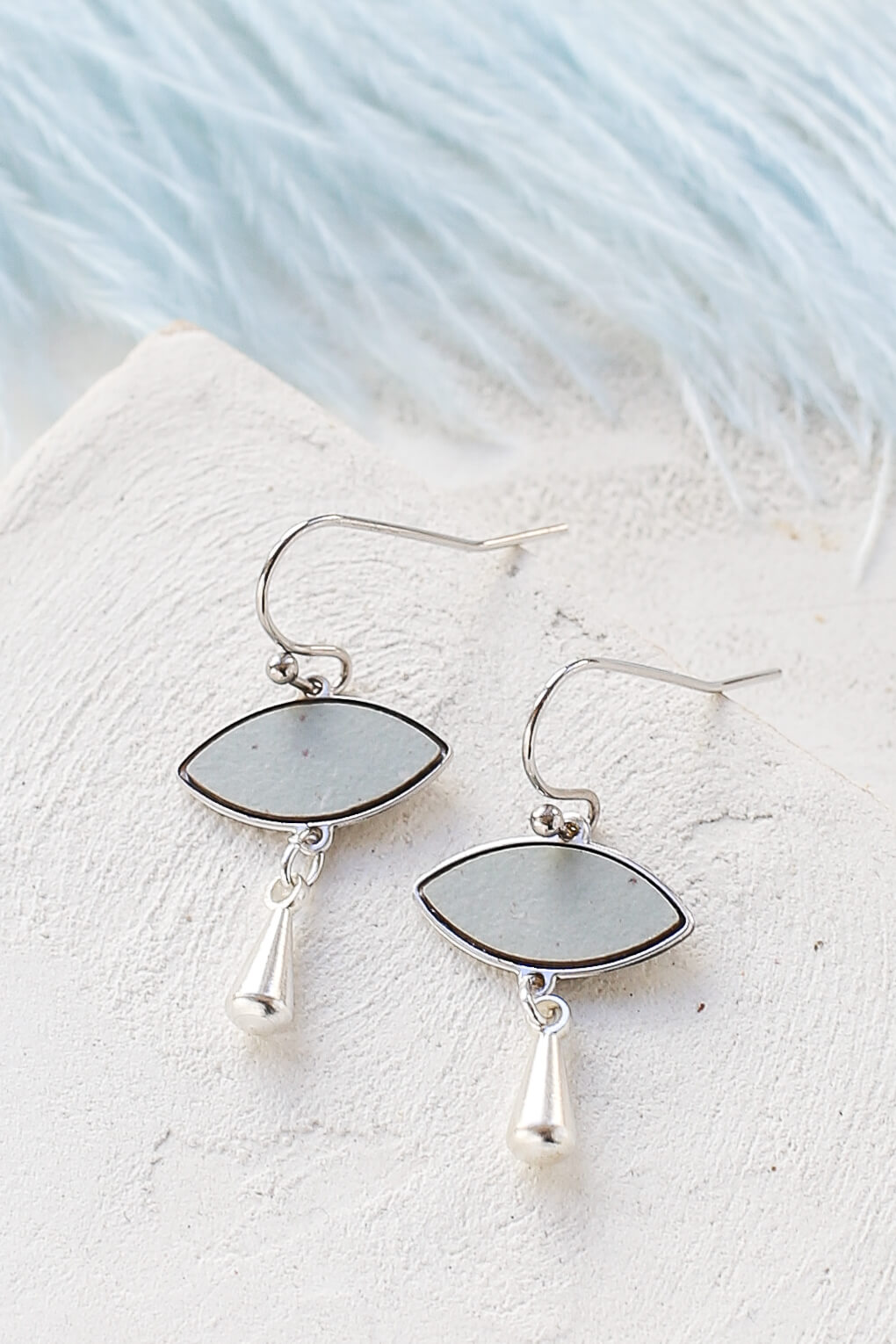342092-Viola Earrings-1