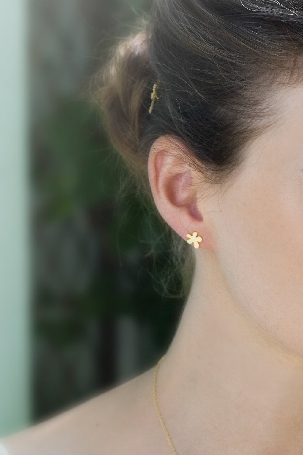 391302-Timid Flower Earrings-1