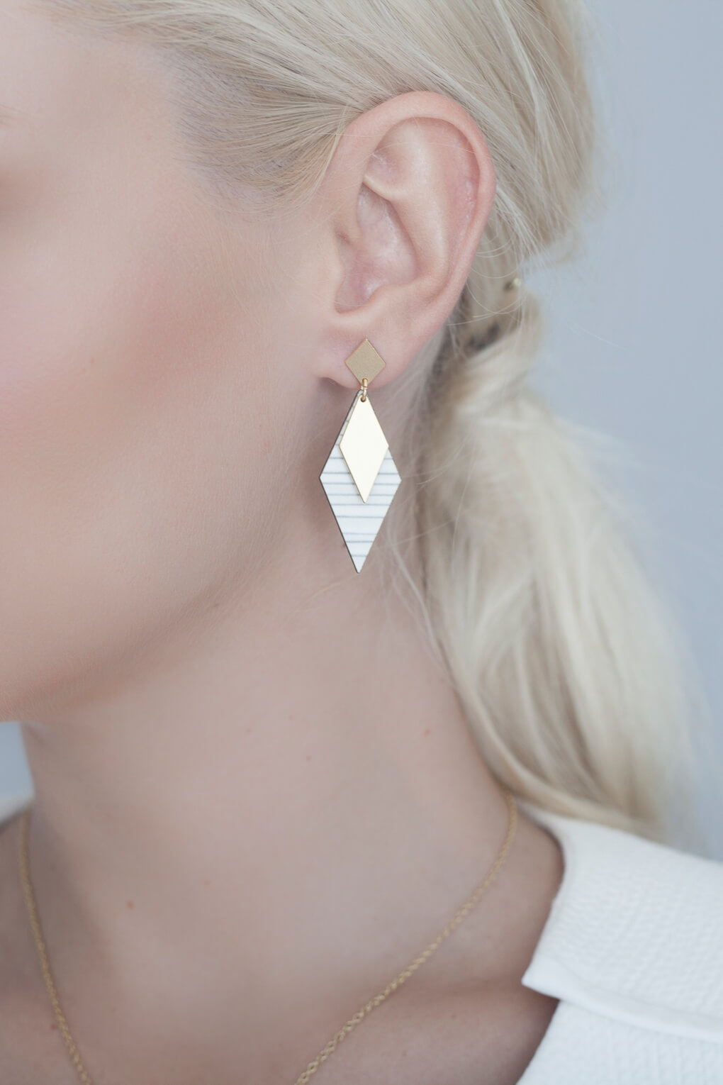394392-Oslo Post Earrings-15