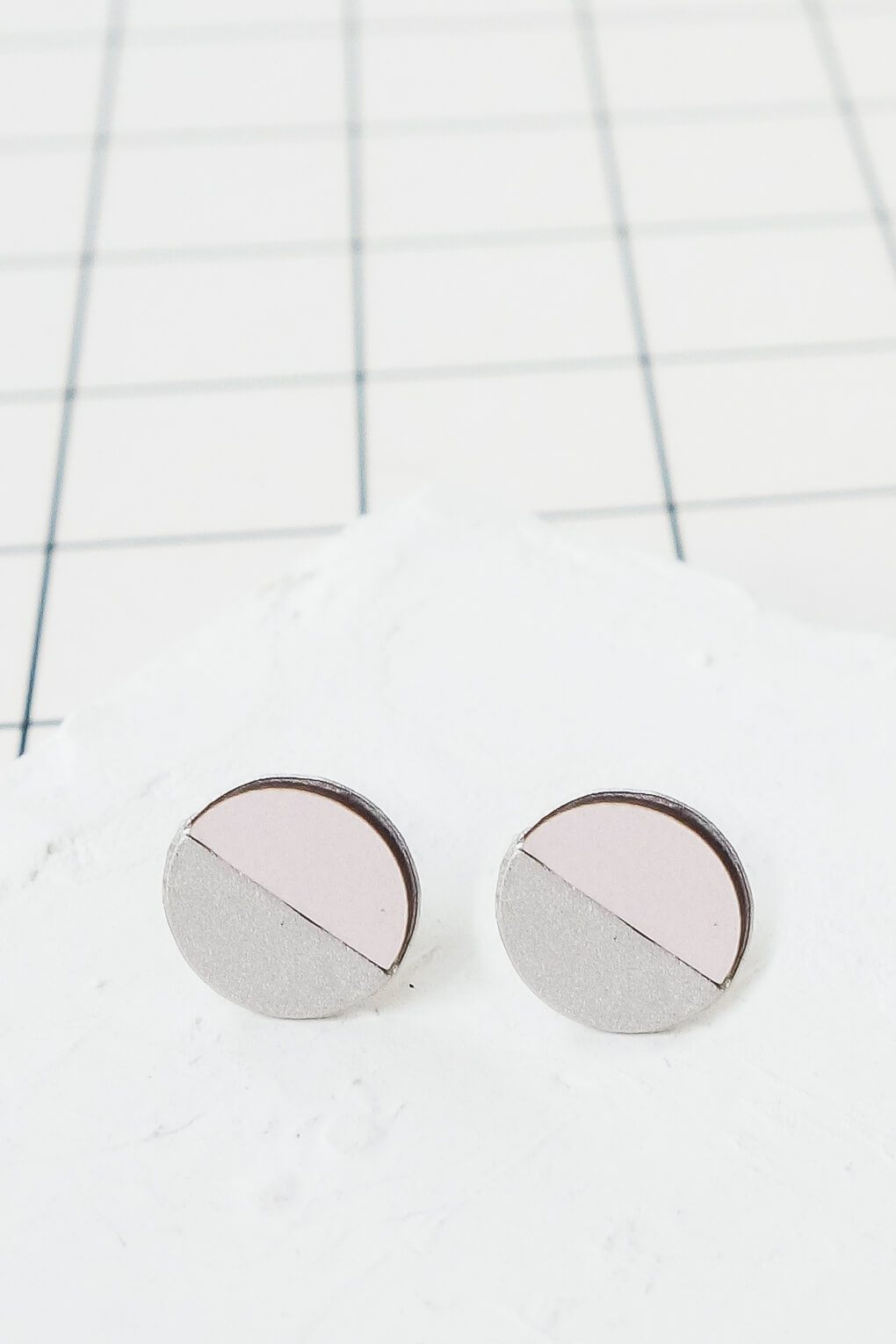 Pi Earrings 341542-15
