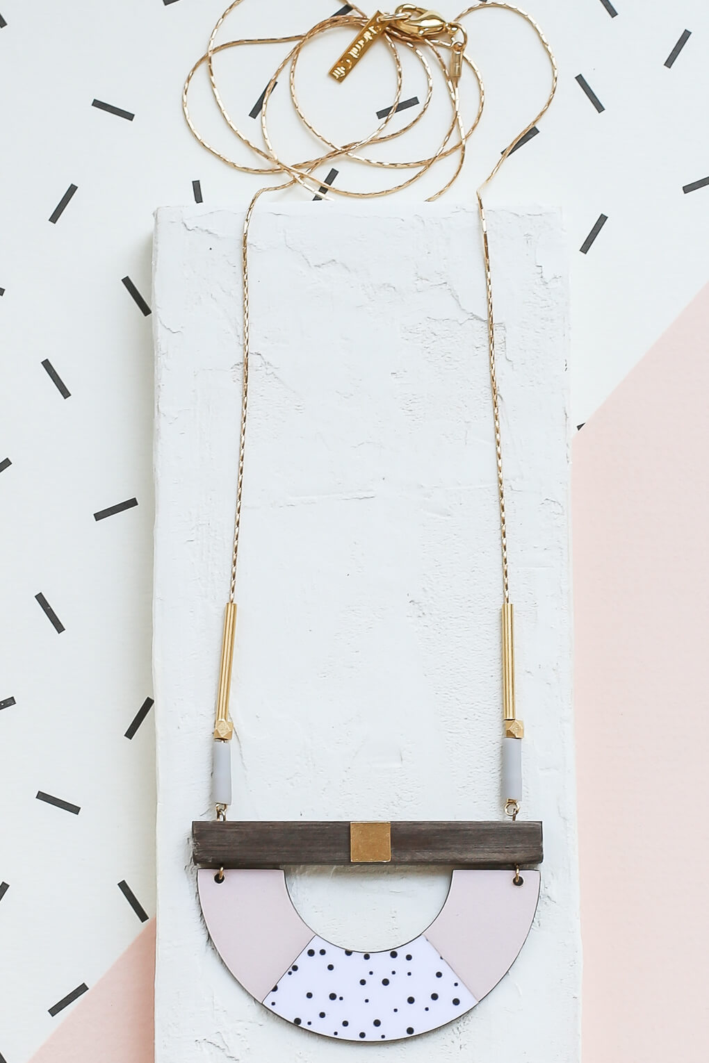 Radical Necklace 117772-1