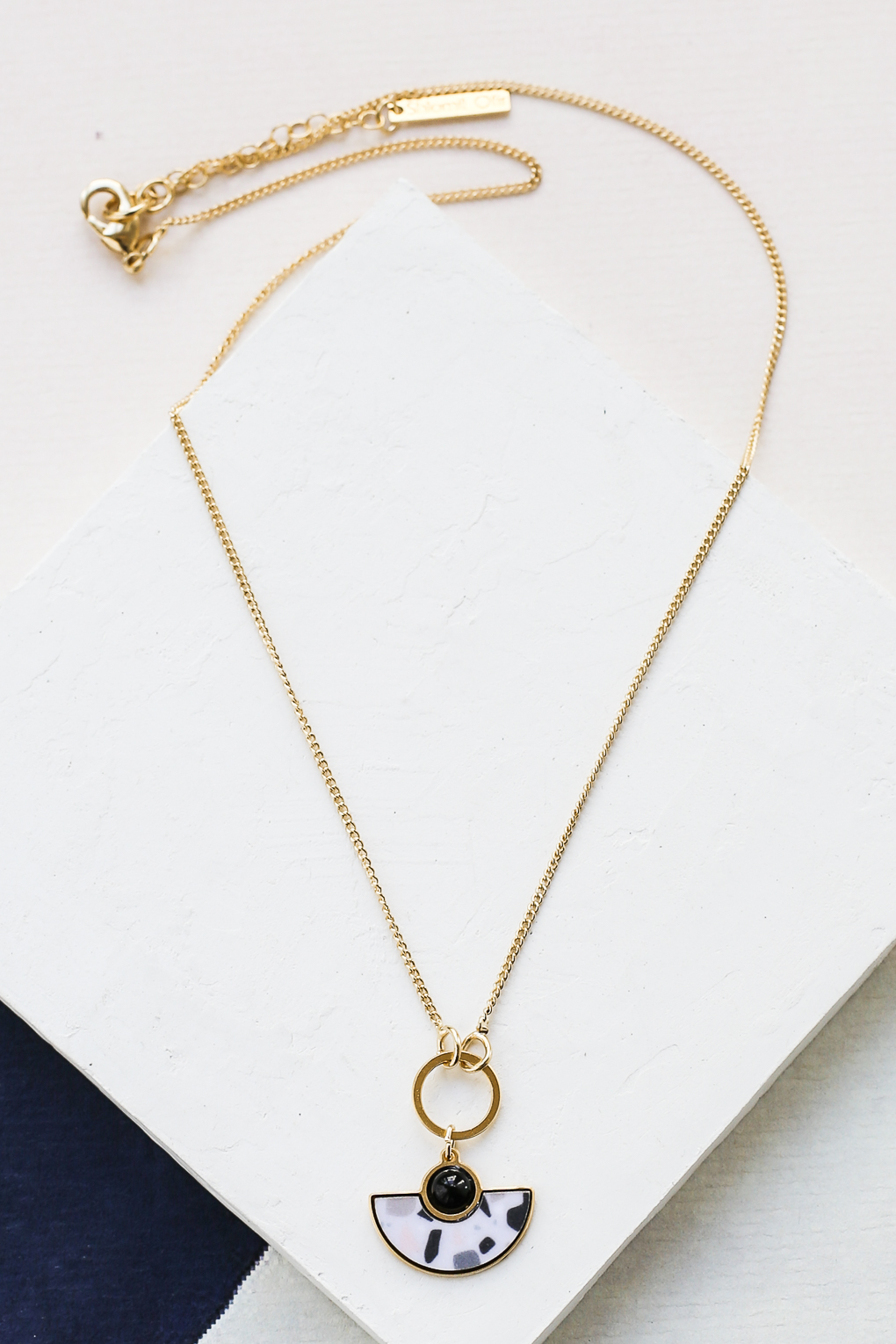 121252-Muse Necklace-3
