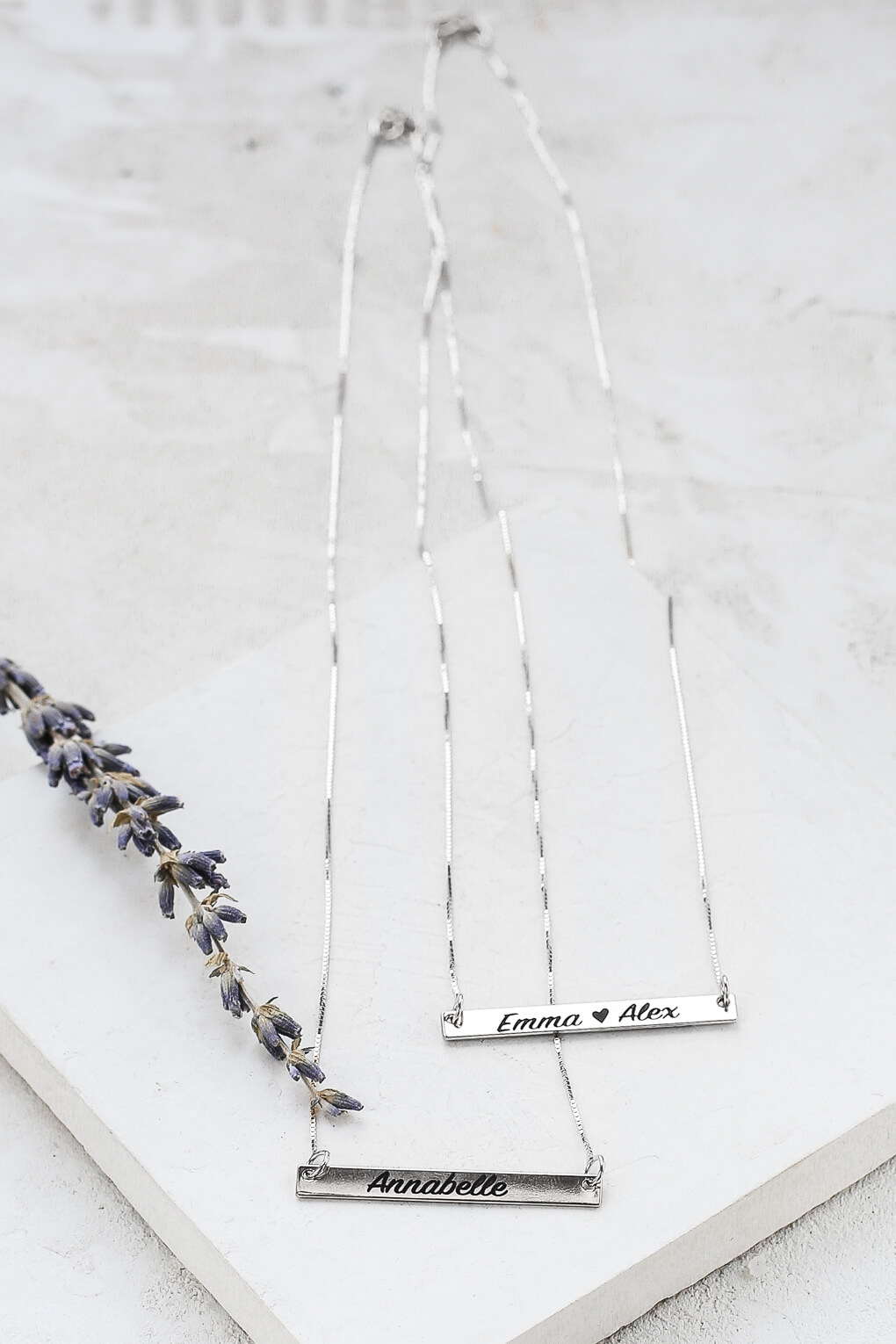 0122022-Custom Engraved 14K Gold Bar Necklace english2-2